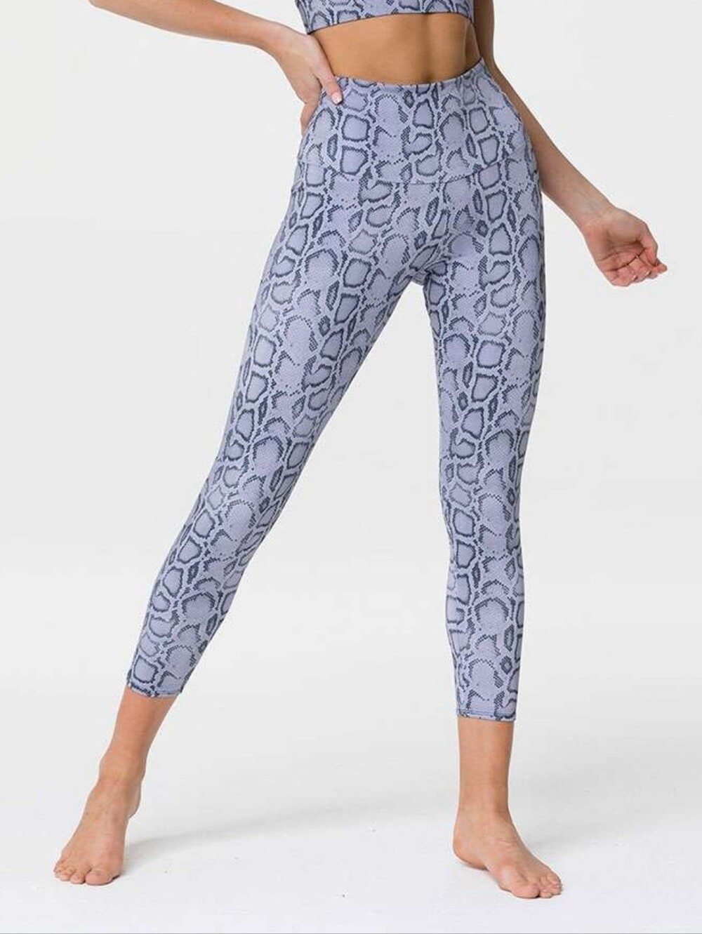 Onzie Flow Cobra Snake Print Black High Rise Midi Crop Tight Leggings